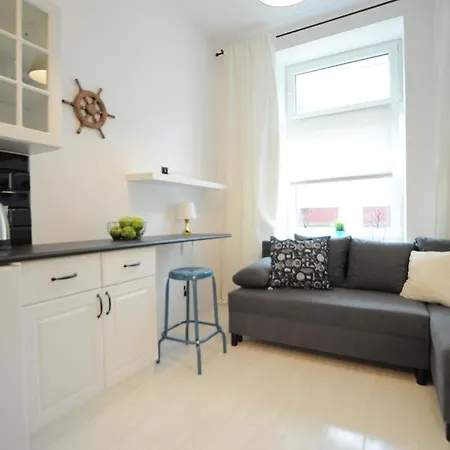 Studio Bursztyn & Parking Apartment